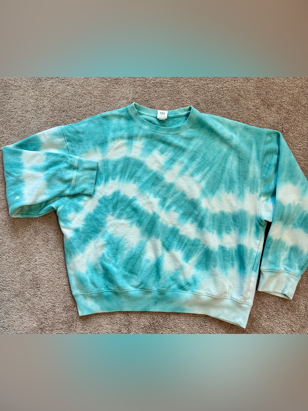 Victoria’s Secret PINK blue and white tie-dye, oversized sweatshirt size medium